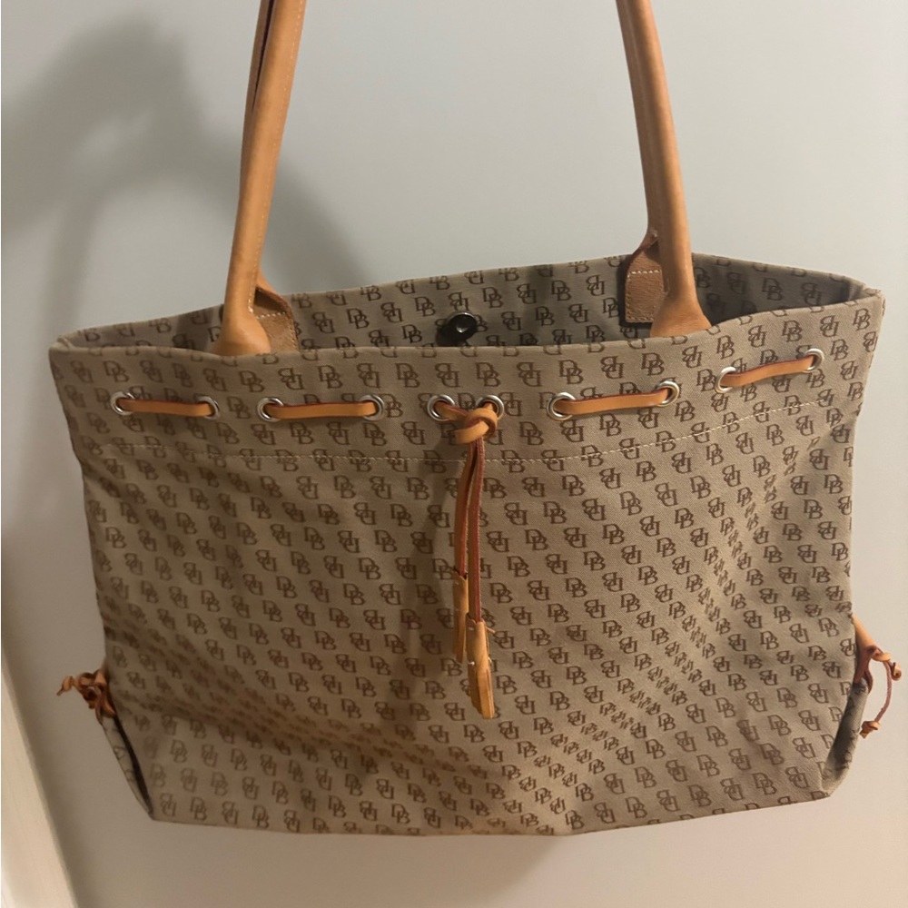 Vintage Authentic Dooney & Bourke Canvas Leather Trim Shoulder Bag Monogram